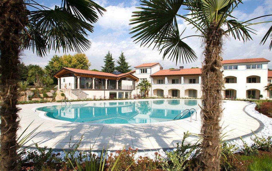 Monastero Resort & Spa سويانو ديل لاغو المظهر الخارجي الصورة