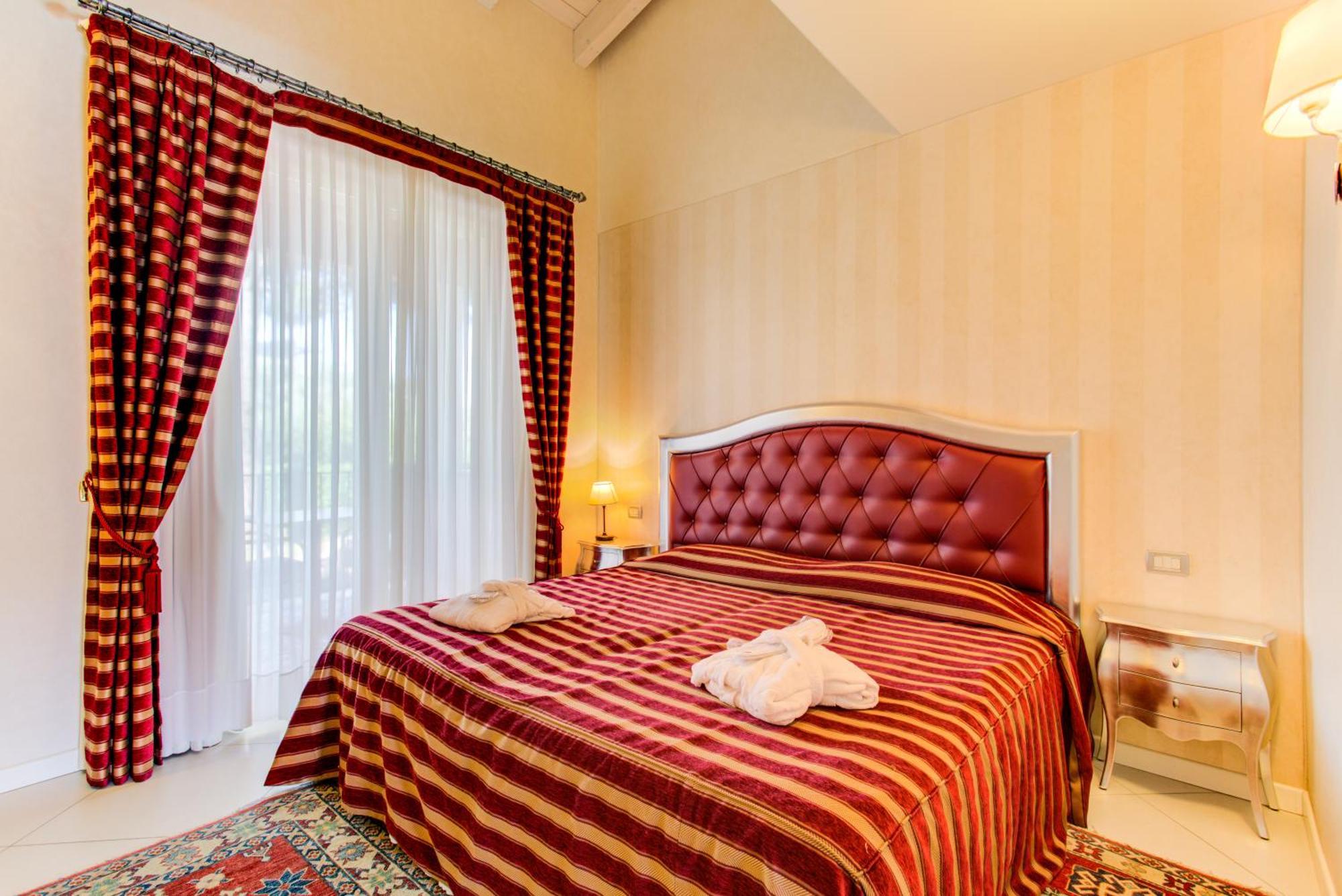 Monastero Resort & Spa سويانو ديل لاغو المظهر الخارجي الصورة
